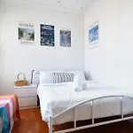Beach Side Getaway - Brighton Le-Sands 2 Bedroom Apartment