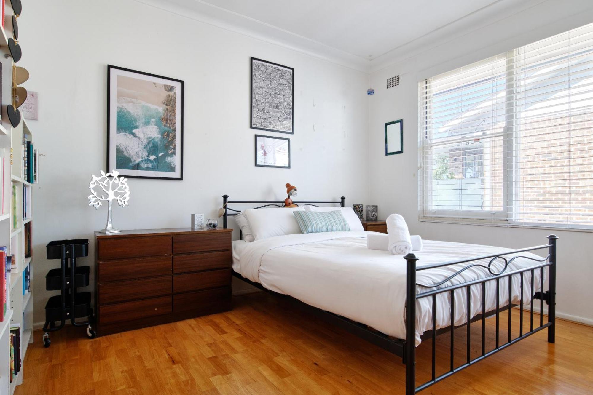 Side Getaway - Brighton Le-sands 2 Bedroom Apartment *